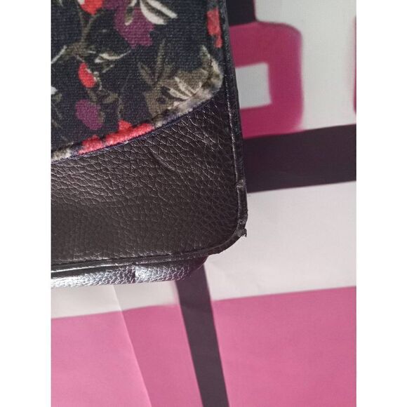 Cute floral bag  - Picture 4 of 5